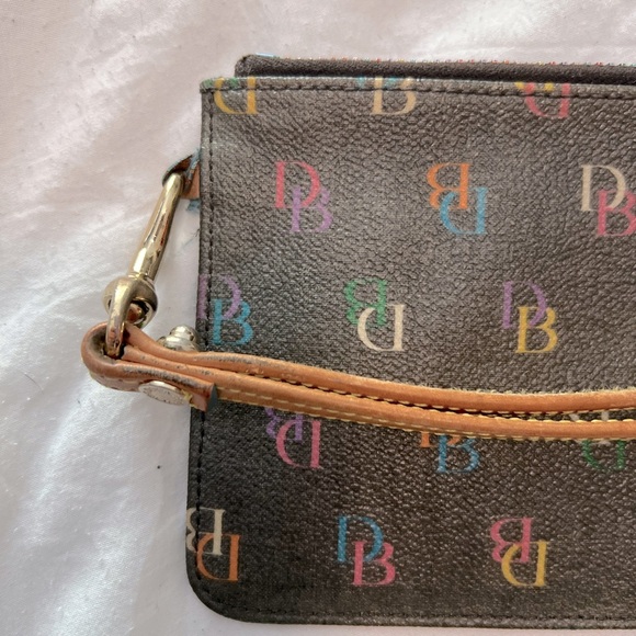 Vintage Dooney & Bourke Wristlet - Picture 3 of 6
